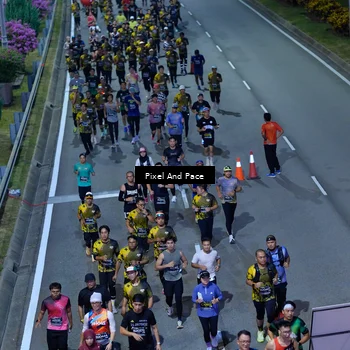 Runner Photo 6595483