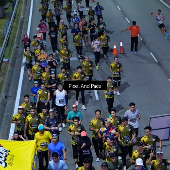 Runner Photo 6595573