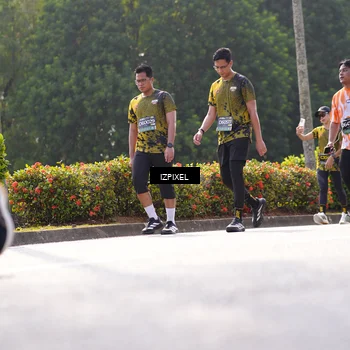 Runner Photo 6595593