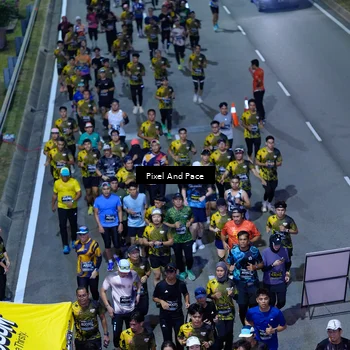Runner Photo 6595605