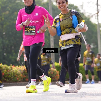 Runner Photo 6595643