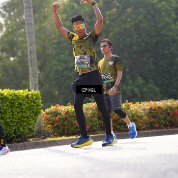 Runner Photo 6595727