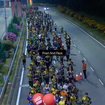 Runner Photo 6595728