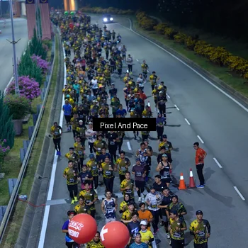 Runner Photo 6595738