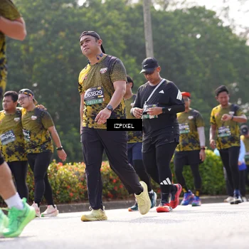 Runner Photo 6595764