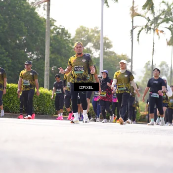 Runner Photo 6595873