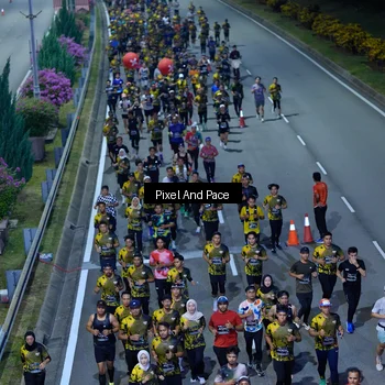 Runner Photo 6595895