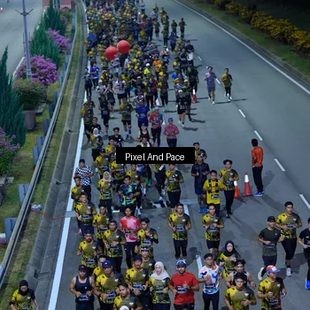 Runner Photo 6595902