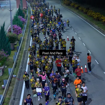 Runner Photo 6595918