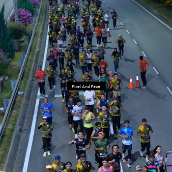 Runner Photo 6596012