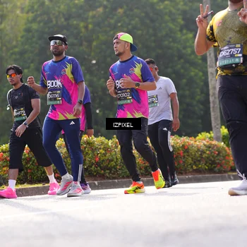 Runner Photo 6596107