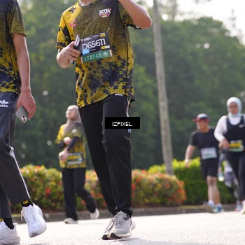 Runner Photo 6596157