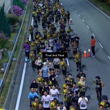Runner Photo 6596268