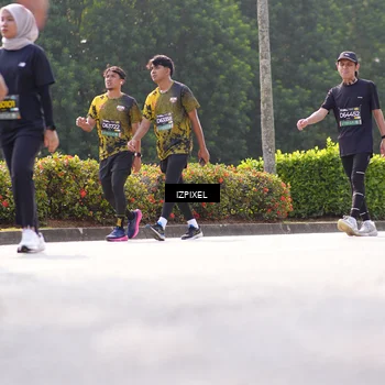 Runner Photo 6596362