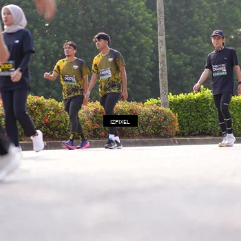 Runner Photo 6596366