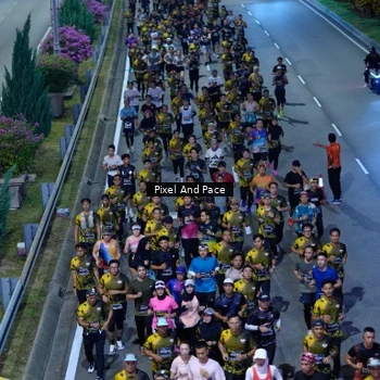 Runner Photo 6596368