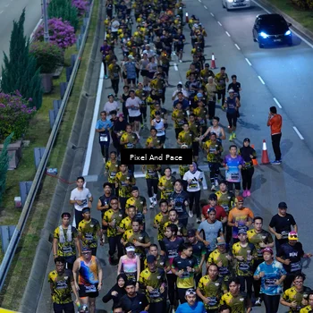 Runner Photo 6596373