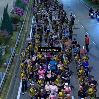 Runner Photo 6596375