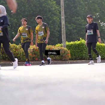Runner Photo 6596395