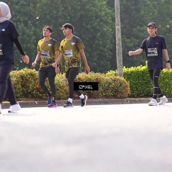 Runner Photo 6596409