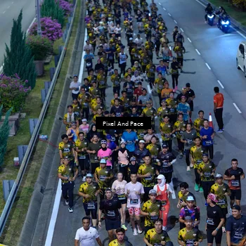 Runner Photo 6596423