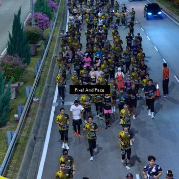 Runner Photo 6596433