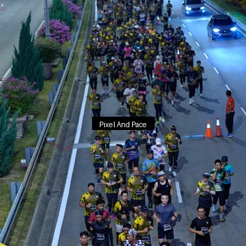 Runner Photo 6596462