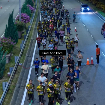 Runner Photo 6596714