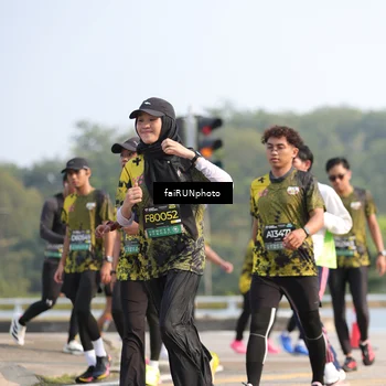 Runner Photo 6596715