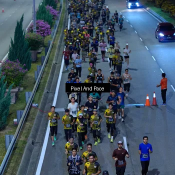 Runner Photo 6596735