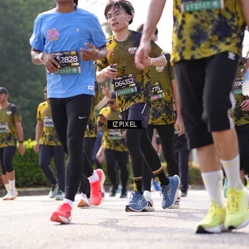 Runner Photo 6596756