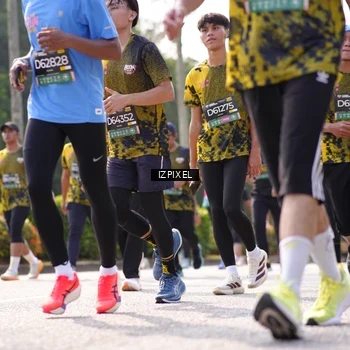 Runner Photo 6596758