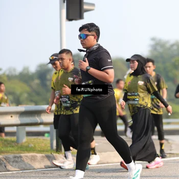 Runner Photo 6596815