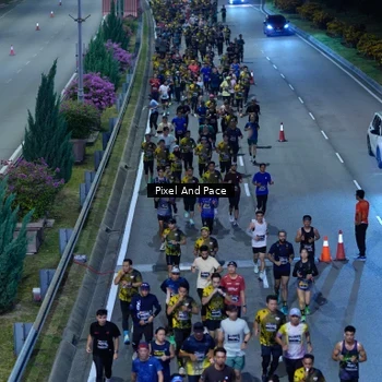 Runner Photo 6596826