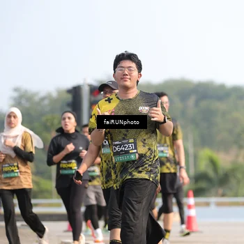 Runner Photo 6596866
