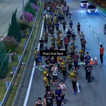 Runner Photo 6596885