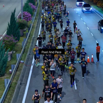 Runner Photo 6596895