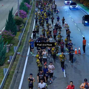 Runner Photo 6596935