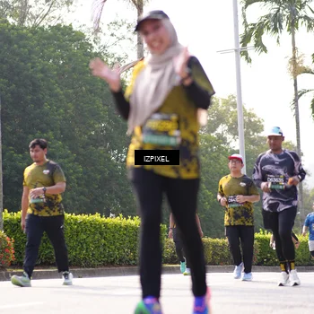 Runner Photo 6596936