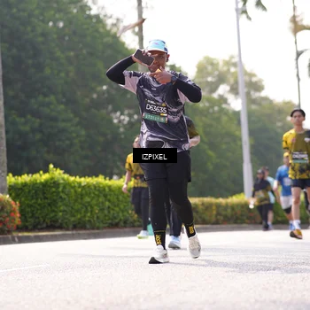 Runner Photo 6596971