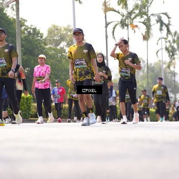 Runner Photo 6597111