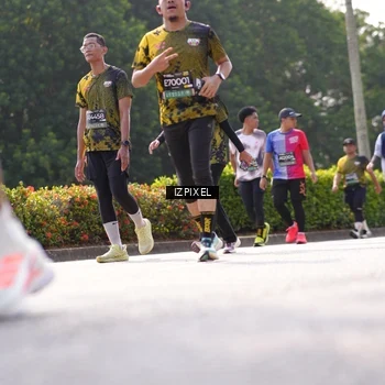 Runner Photo 6597213