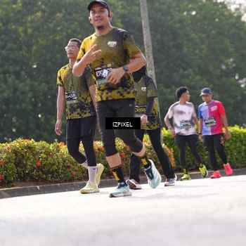 Runner Photo 6597235