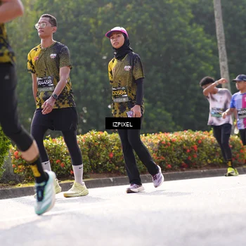 Runner Photo 6597275