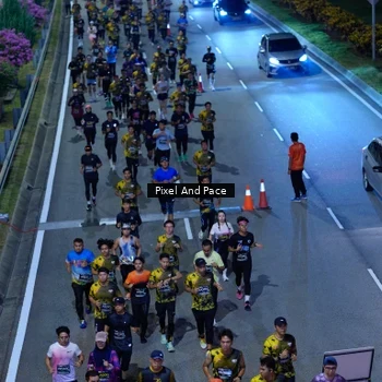 Runner Photo 6597740