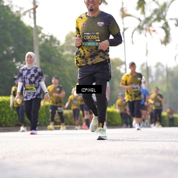 Runner Photo 6597843