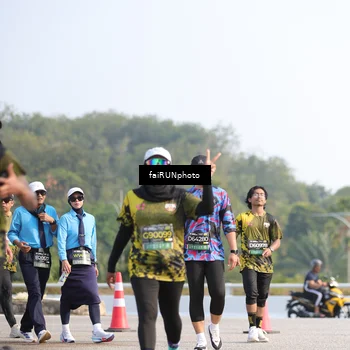 Runner Photo 6597879