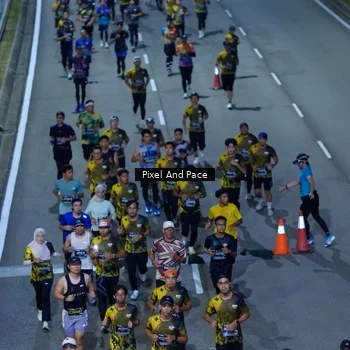 Runner Photo 6598013