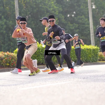 Runner Photo 6598039