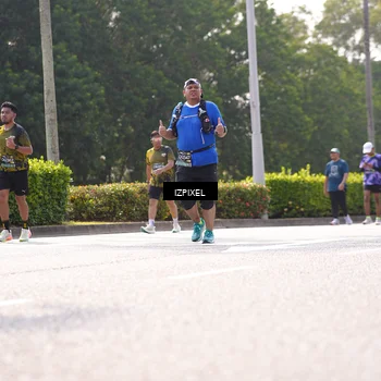 Runner Photo 6598054